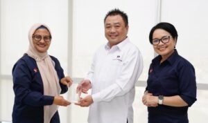 Telkom President Director Dian Siswarini: Provide the Best Service for Customers