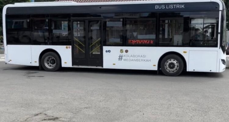 Electric buses in Medan are becoming increasingly popular