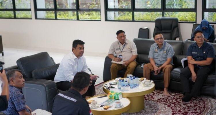 Flood and landslide victims in North Sumatra will receive aid in the form of house