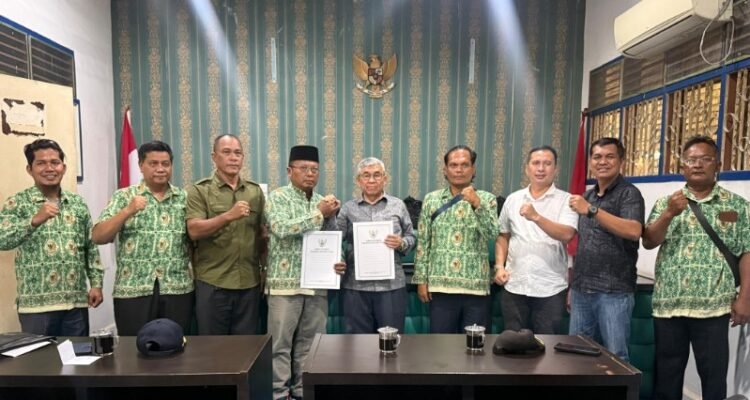 Komisi Informasi Sumut dan APDESI Sumut Teken MoU Keterbukaan Informasi Komisi Informasi Sumut dan APDESI Sumut Teken MoU Keterbukaan Informasi