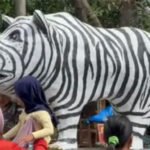 Making Money with the Viral White Tiger Statue