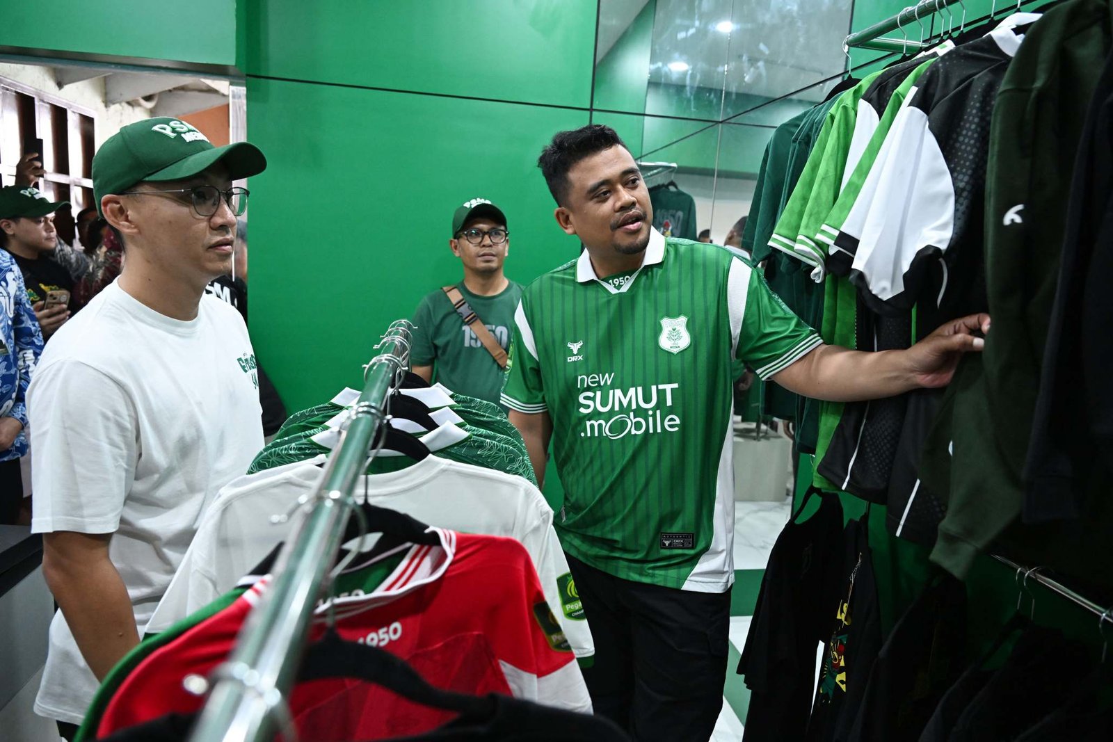 PSMS Medan fans invited to purchase official merchandise at the official PSMS Medan store