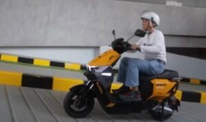 Sepeda Listrik Banting Harga Mulai Dari 3 Jutaan Prices of electric bicycles starting from IDR 3 million