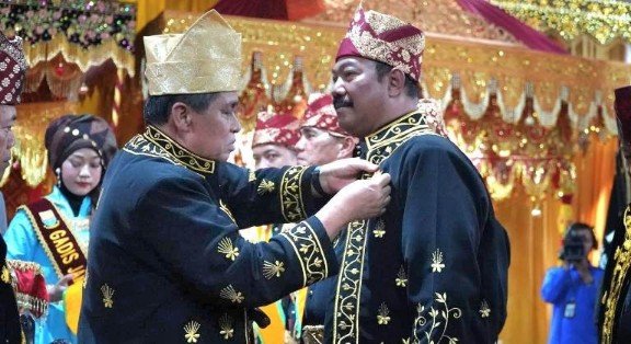 Sugeng Hariadi Awarded the Title of Datok Adipati Utamo Sitimang Jayo