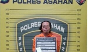 Asahan Police Mobile Unit arrests lottery dealer posing as grilled meatball seller
