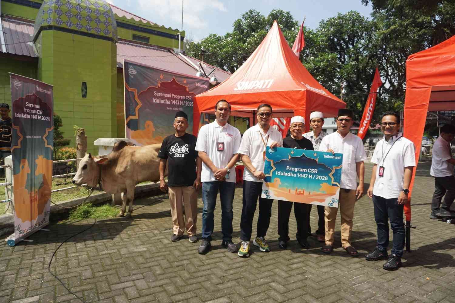 In the spirit of togetherness for Eid al-Adha 1447 Hijria, Telkomsel distributes sacrificial animals