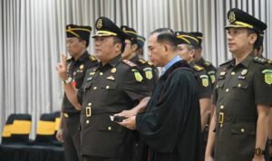 Chief Public Prosecutor of West Java Swears in Chief Public Prosecutor and Coordinator of Sukabumi District