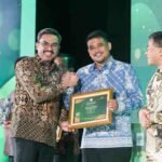 Bobby Nasution Receives Adinata Syariah Prize
