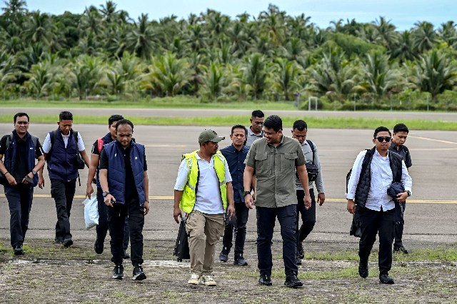 Bobby Nasution’s Activities During His Visit to the Nias Islands