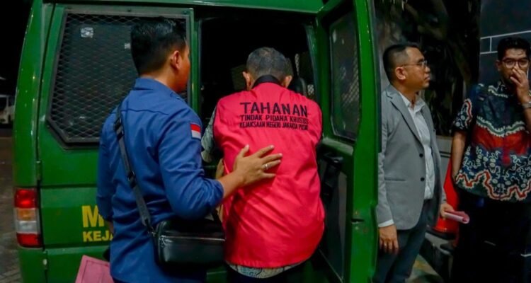 Central Jakarta Public Prosecutor's Office Immediately Initiates Prosecution in Pertamina Crude Oil Corruption Case Central Jakarta Public Prosecutor's Office Immediately Initiates Prosecution in Pertamina Crude Oil Corruption Case