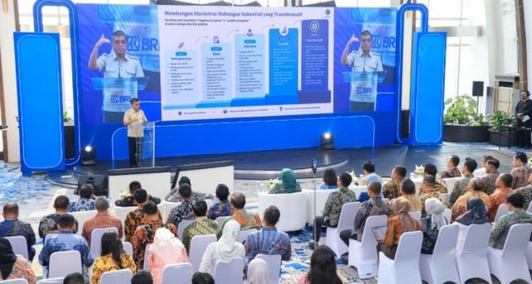 Collective labor agreements form the basis for strengthening labor relations