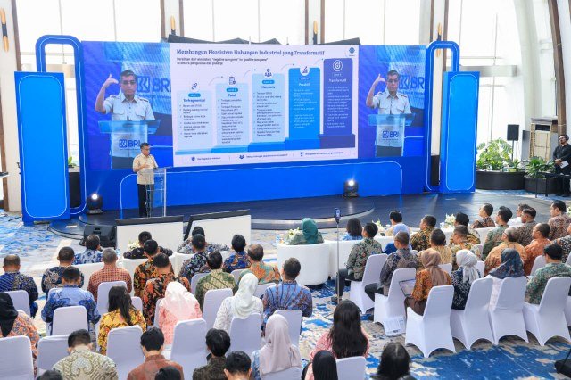 Collective labor agreements form the basis for strengthening labor relations