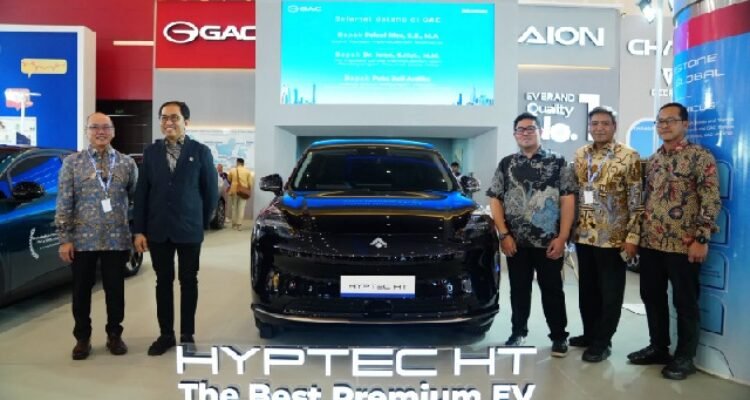GIIAS Surabaya 2026: Deputy Minister of Industry Boosts Electric Vehicle Development