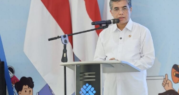 In honor of Indonesia's 81st Independence Day, the Ministry of Labor offers free health checks to the public