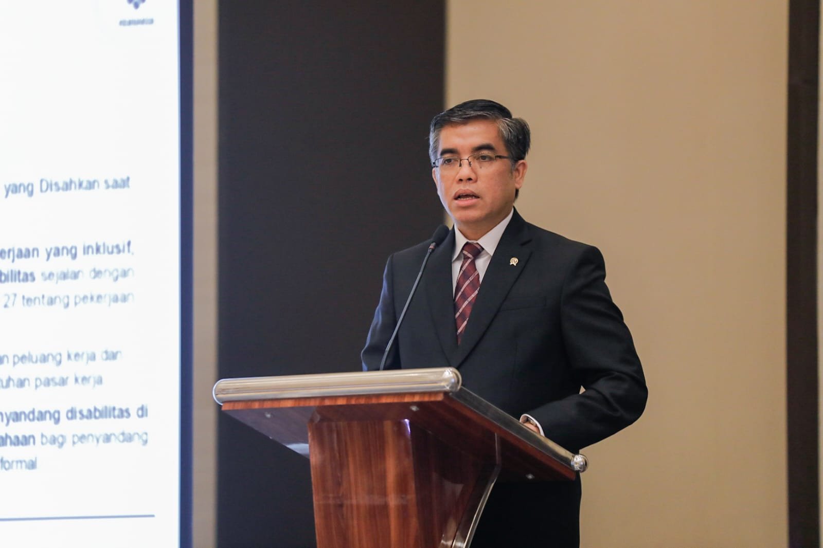 Indonesia Raises Worker Protection Issues at ASEAN Forum