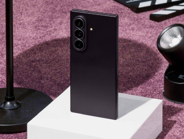 Rahasia di Balik Desain Galaxy Z Fold8 Ultra yang Semakin Tipis: Flex Titanium Jadi Kunci Evolusinya