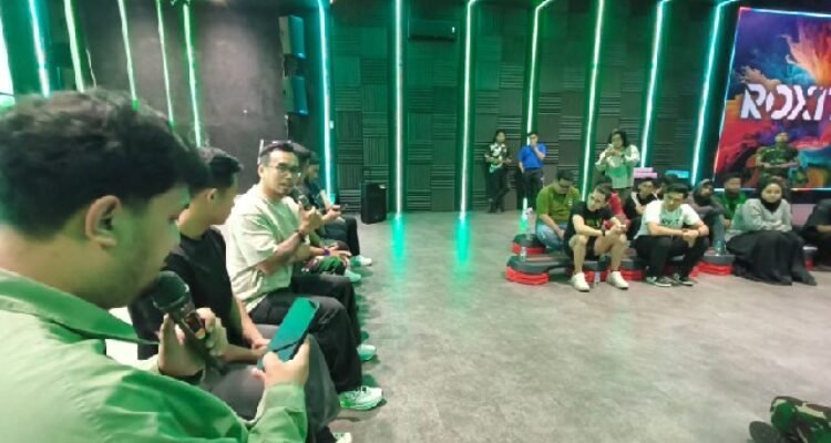 Rudi "Golden Boy" Visits Medan: Igniting the Local Combat Sports Spirit on the Road to the Baku Hantam Championship