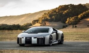 Audi's new supercar, the Nuvolari, hits 350 km/h