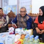 Export-quality local products from the TKM (Independent Workers) group in Ternate draw the attention of Deputy Minister of Manpower Afriansyah Noor