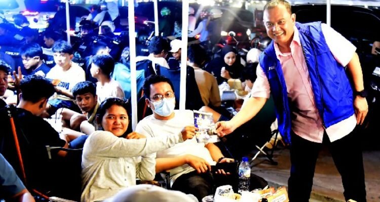 Samsat Berkah offers nighttime motor vehicle tax payment